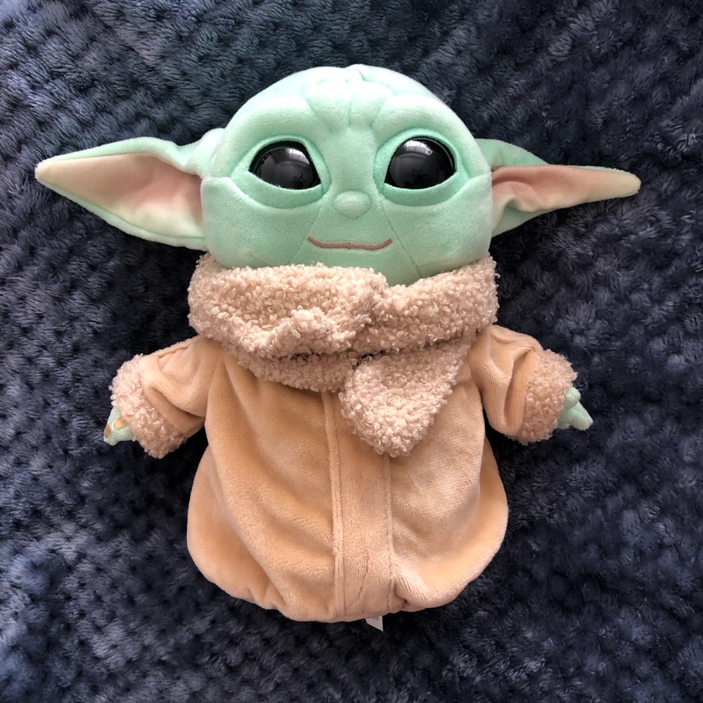 Mattel Star Wars Baby Yoda Grogu the Mandalorian Green & Tan Plush Toy 2020 EUC